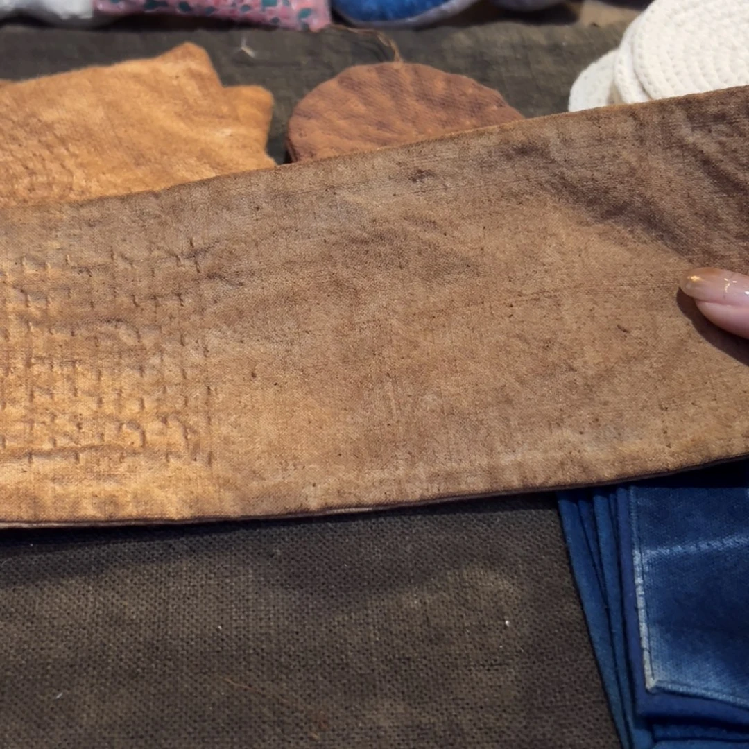 瓷片陶瓷。      陶瓷。