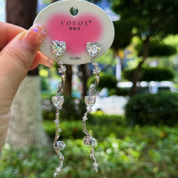 合金耳饰 爆闪超仙桃心精致时尚百搭个性耳饰