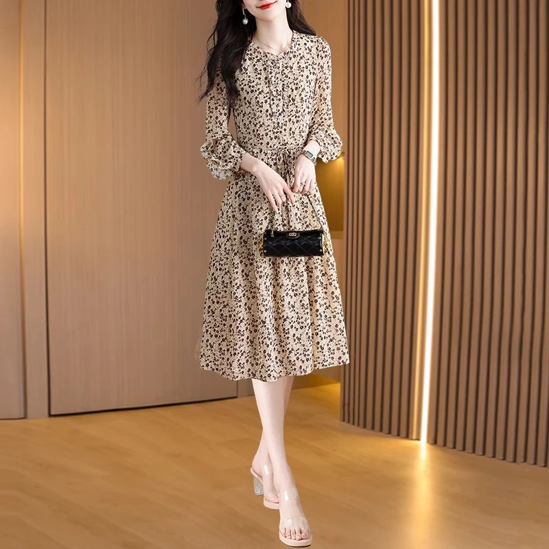 广州十三行女装爆款连衣裙春装女款2025年新款轻奢高级感品牌裙子