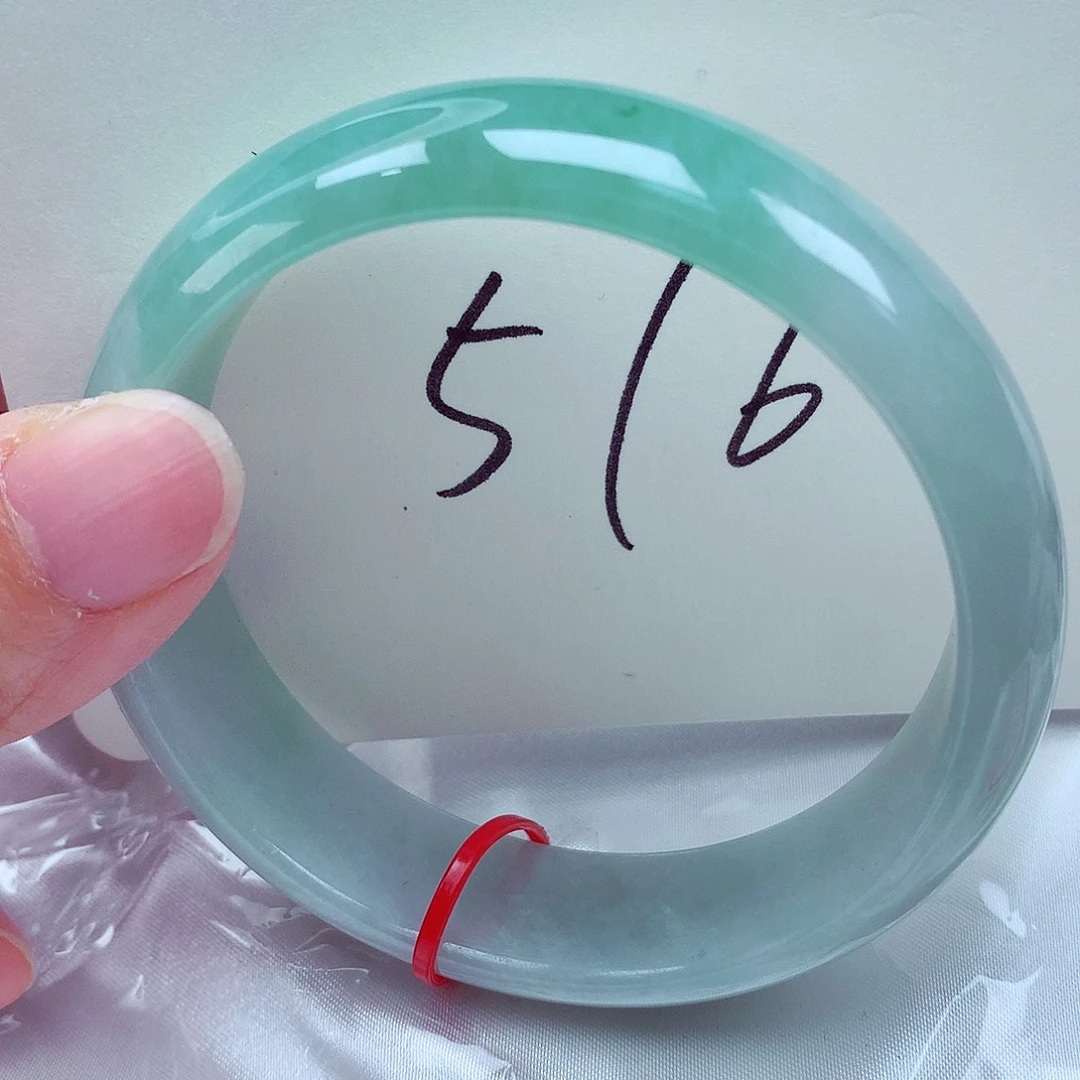 翡翠未镶嵌手镯翡翠