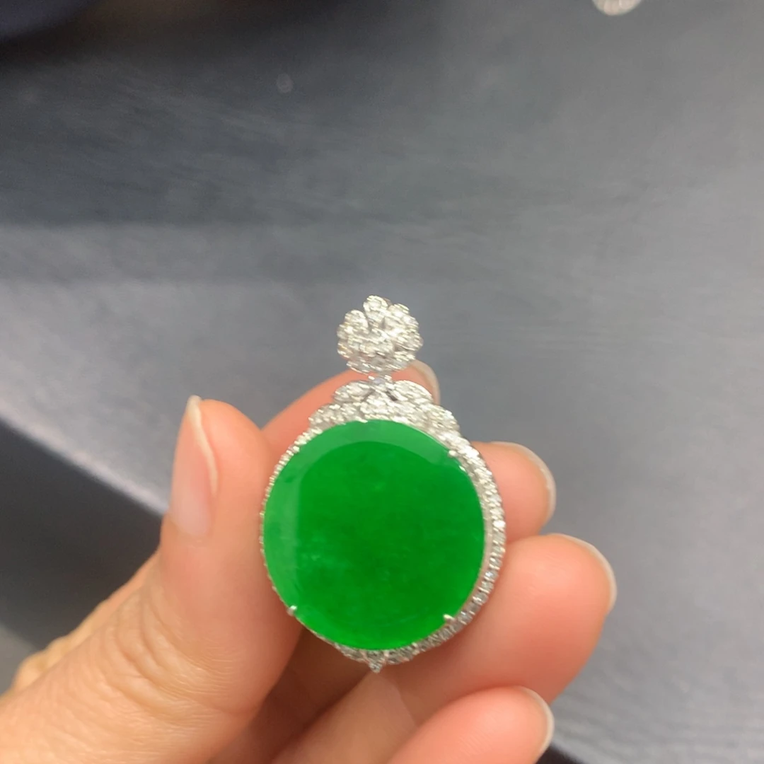 翡翠18K金镶嵌吊坠(不含链)