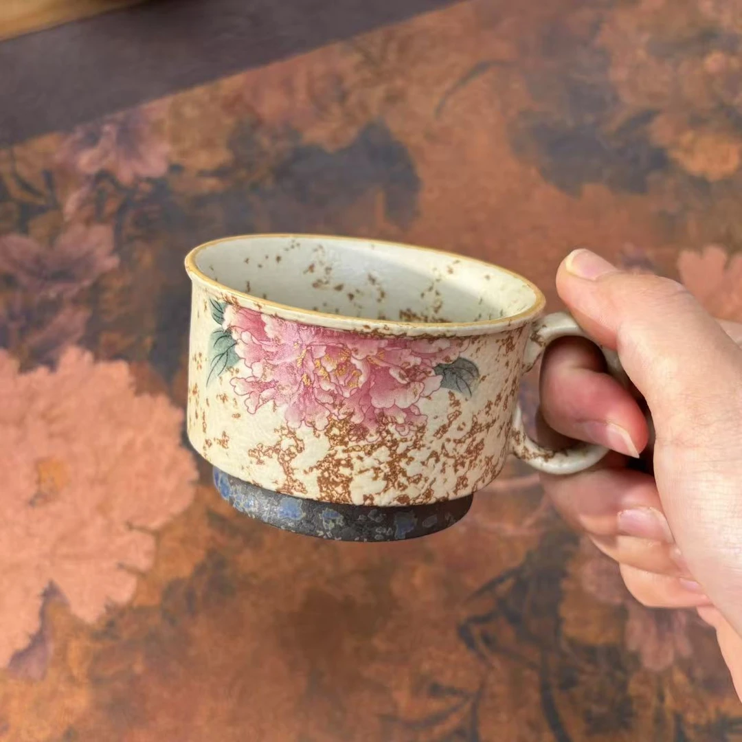 青花火石红牡丹矮身咖啡杯