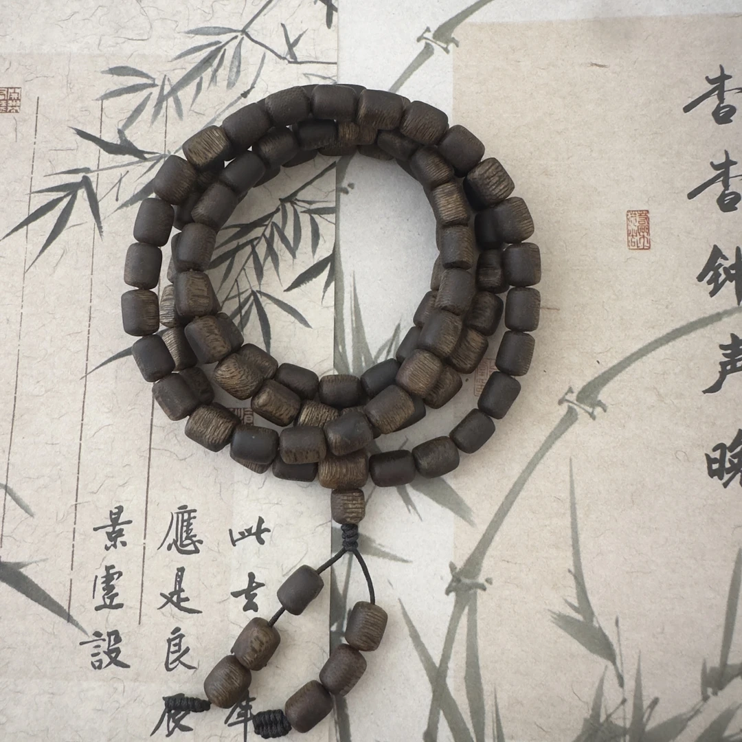沉香【爆爆推荐】留疤多圈手串高油脂随形果凉香香味张扬