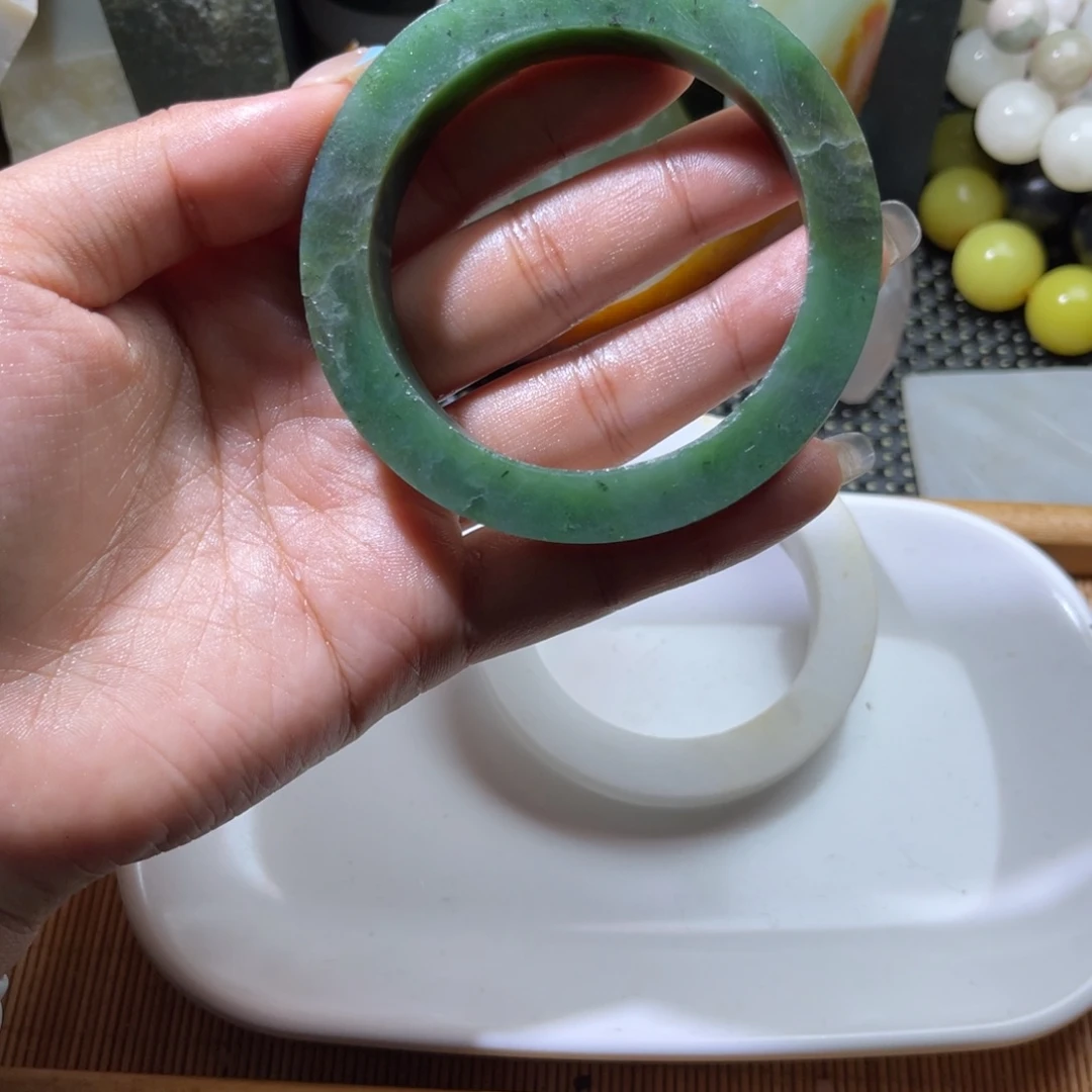 未镶嵌和田玉（糖玉）车挂