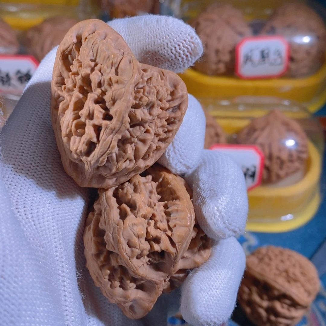 吊坠文玩核桃L***y天残