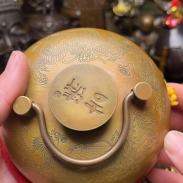 精美铜器批发档口