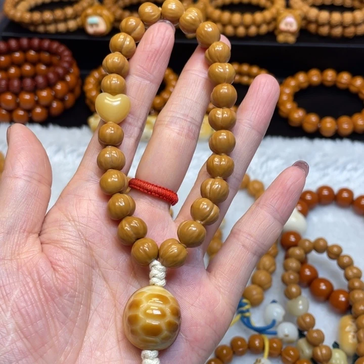 轩***儿手串/手链核桃全品小屁桃
