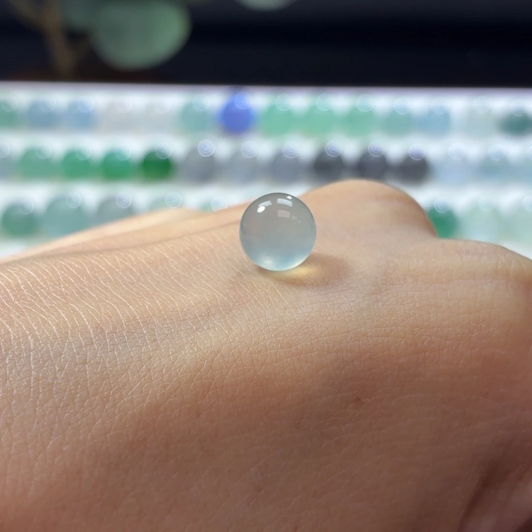 定制翡翠未镶嵌高冰放漏一颗