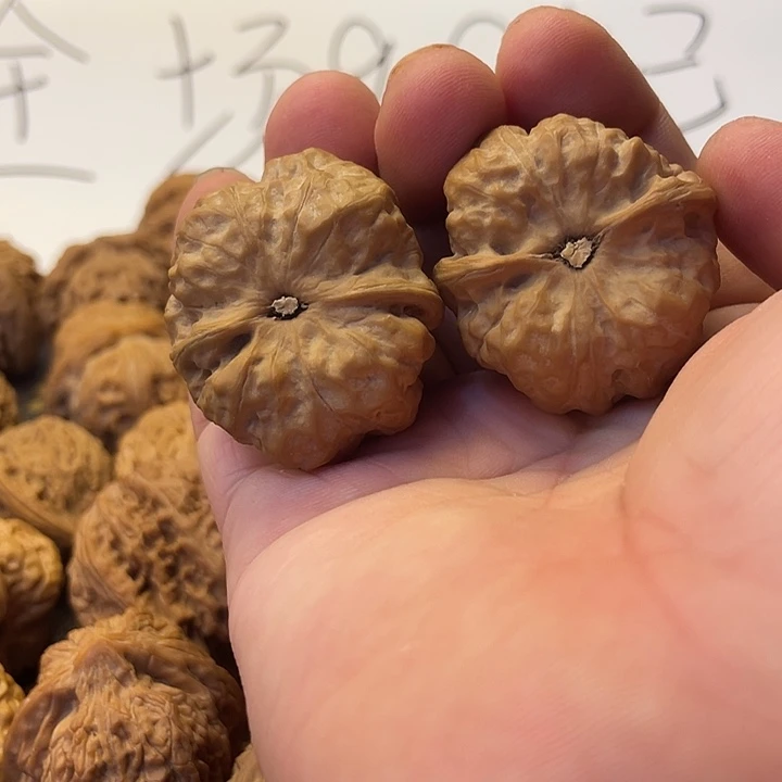 灬***灬文玩核桃吊坠哇哇