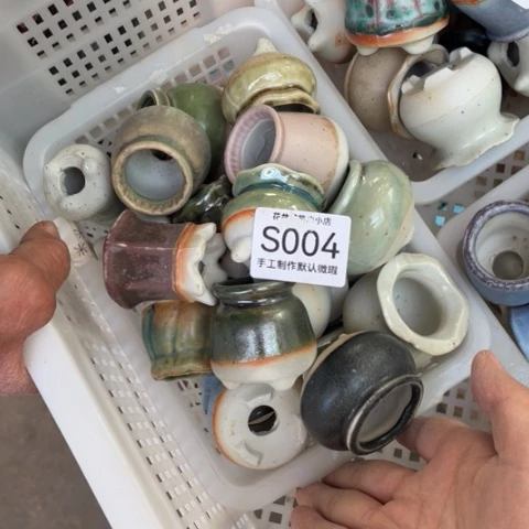 紫砂花盆微瑕004口径3厘米左右