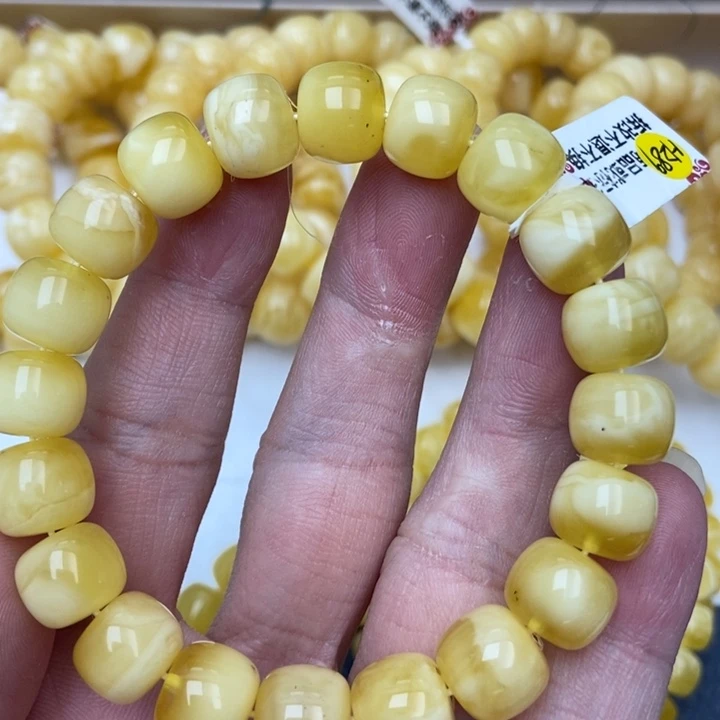 琥珀未镶嵌珠宝奇石10