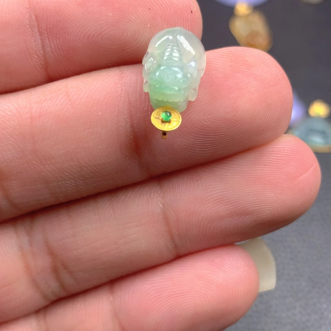 【闪购商品】颈饰18K金镶嵌翡翠翡翠