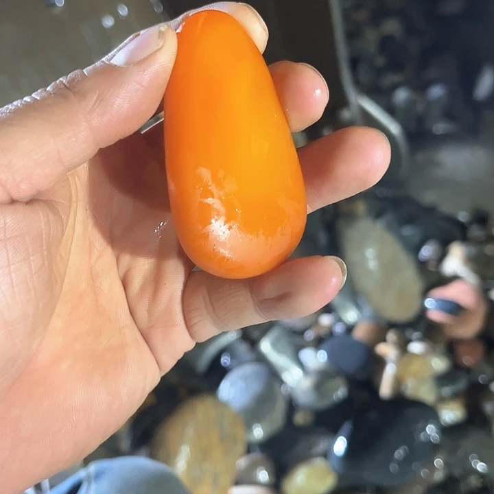 未镶嵌和田玉（糖玉）挂件