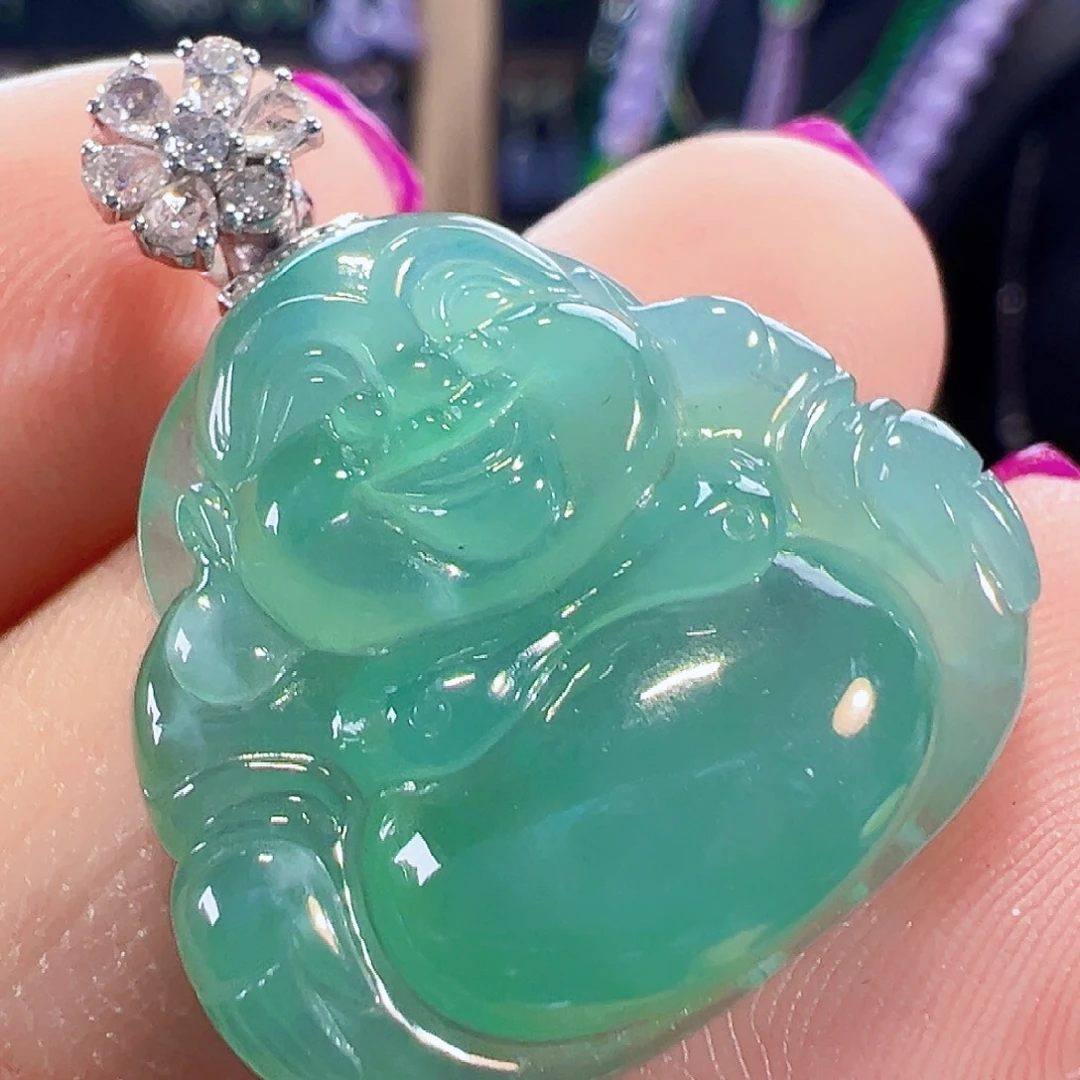 翡翠18K金镶嵌颈饰签收后24小时鉴赏期