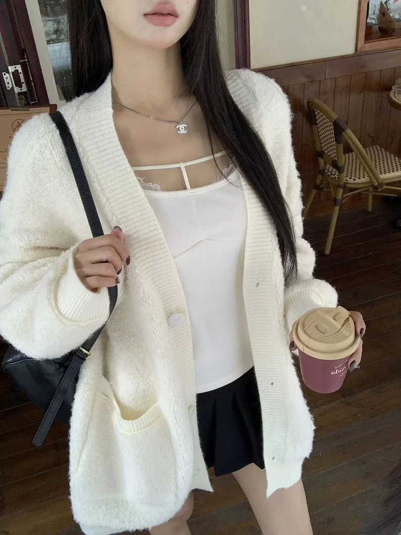 B4-1两色“颗粒”开衫毛衣