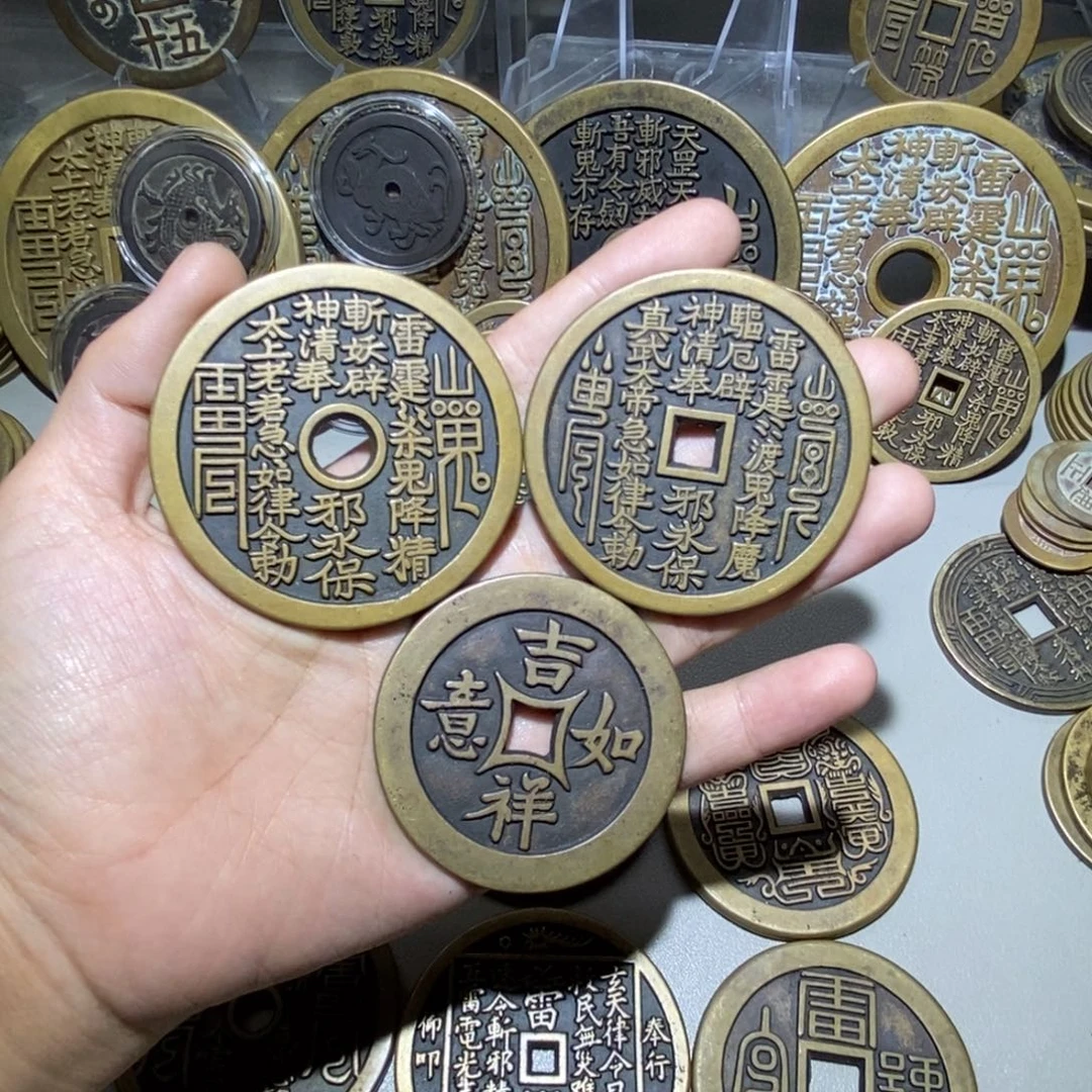 至***宝铜一物一拍现代工艺品