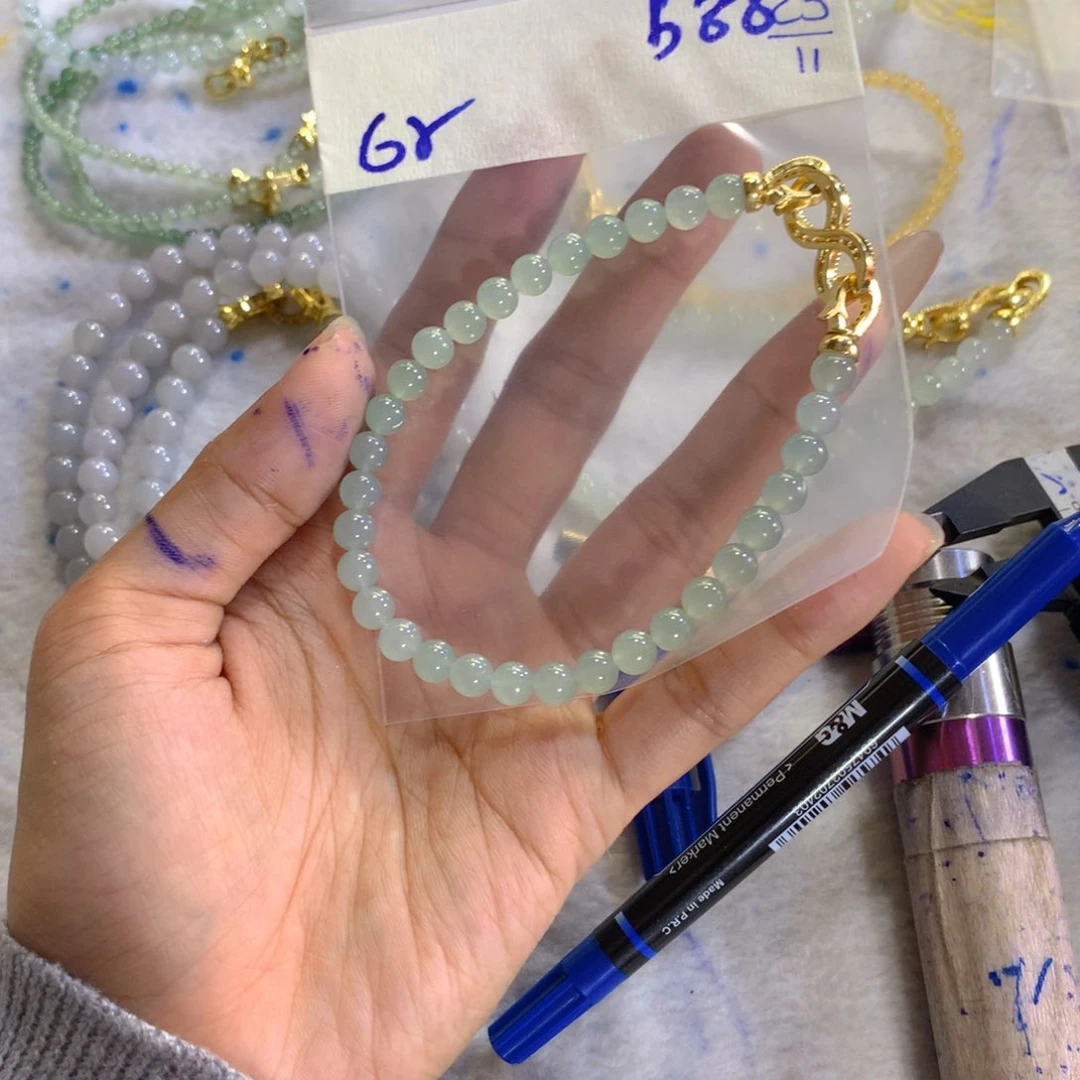 未镶嵌定制翡翠天然缅甸翡翠多样性