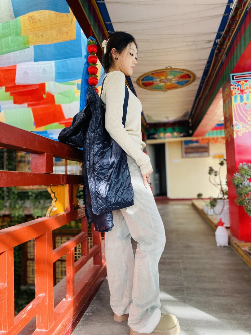 黑金黑珍珠经典四格连帽男女款棉服