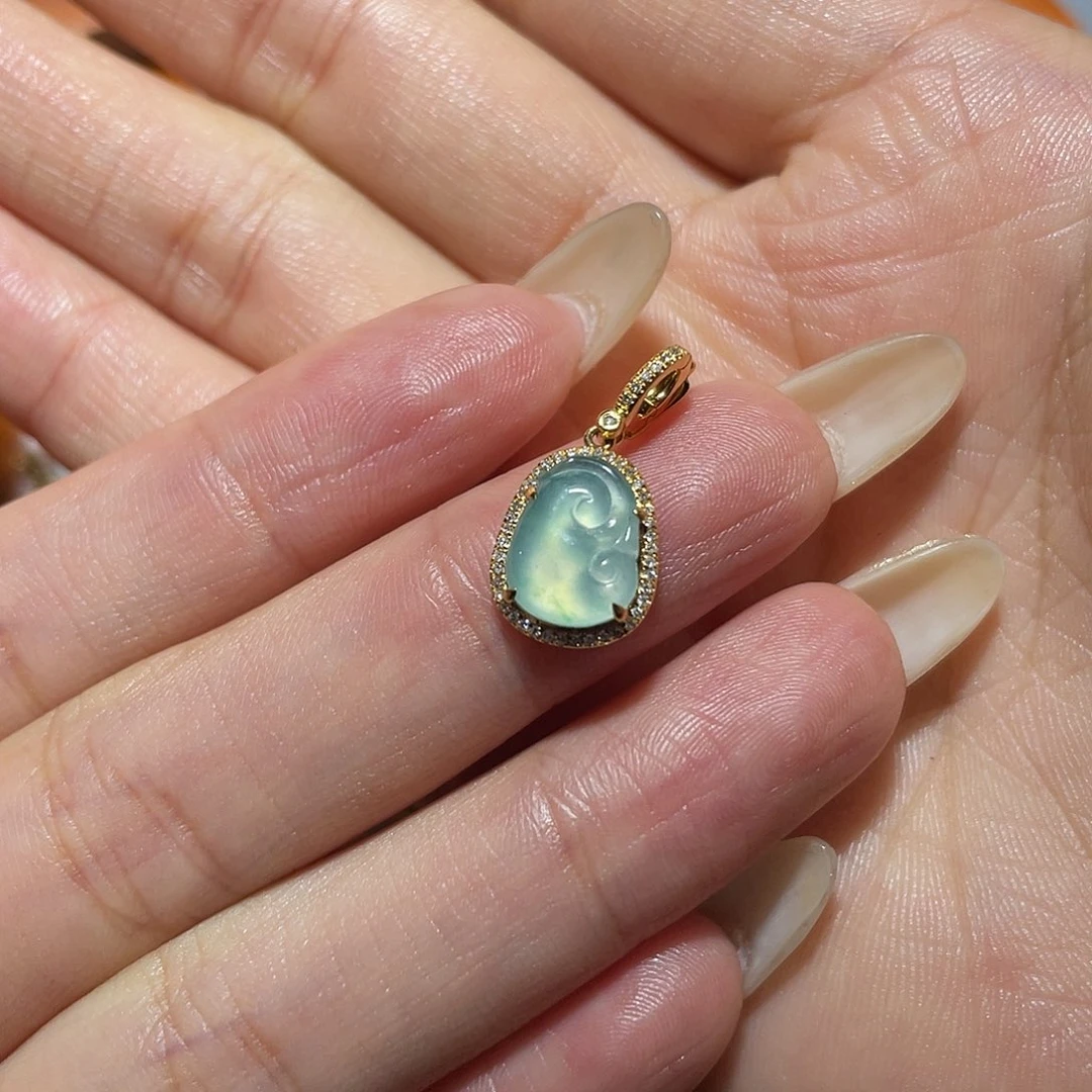 翡翠18K金镶嵌吊坠(不含链)