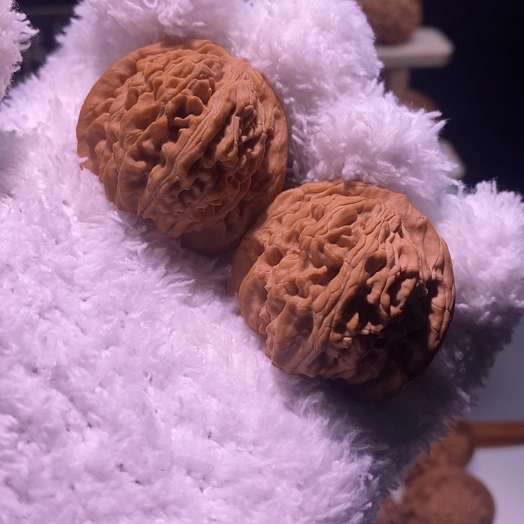 文玩核桃吊坠40汉高楼