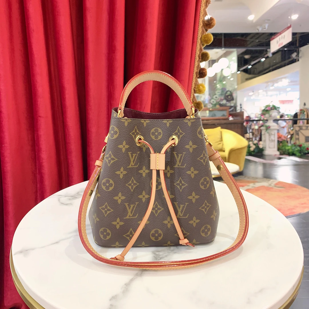 95新 LouisVuitton/路易威登 GGS新款水桶bb金扣芯片款39479372