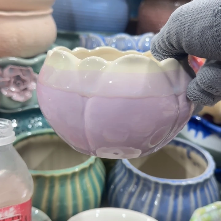 凑9块包邮，有孔，陶瓷花盆