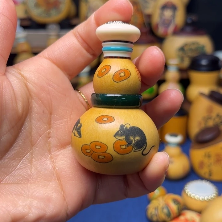 P***）大叶紫檀（黑酸枝木类）