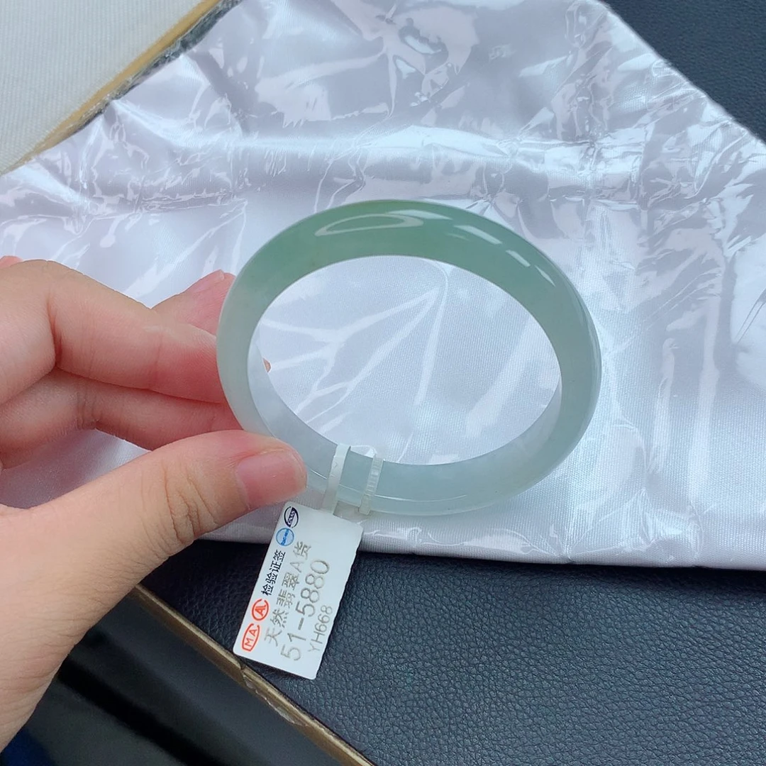 未镶嵌手镯翡翠8号