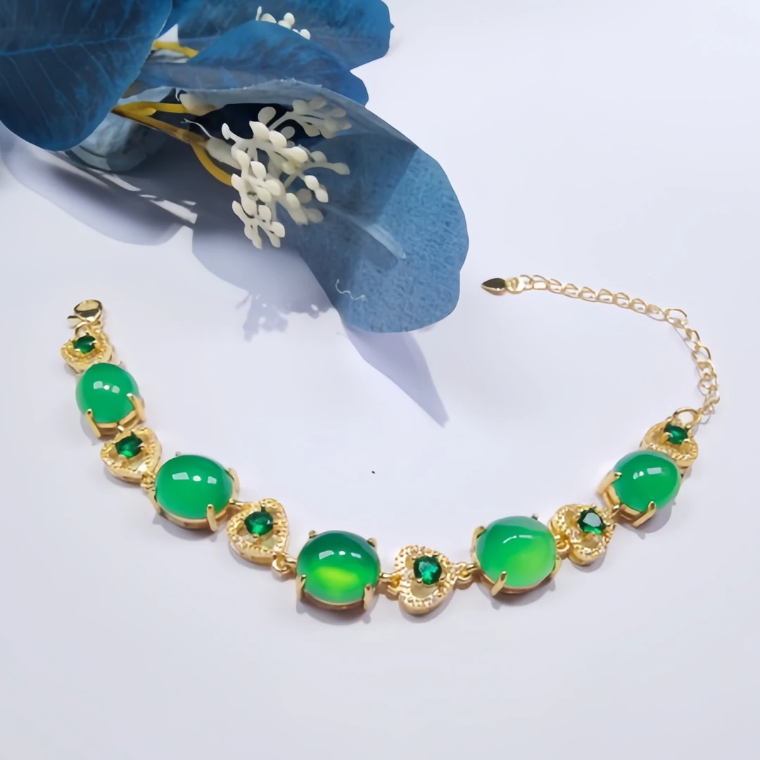 【新店开业】2025金珠爱心简约设计款珠宝玉石手链