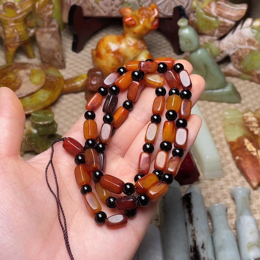 蛇纹石玉未镶嵌颈饰