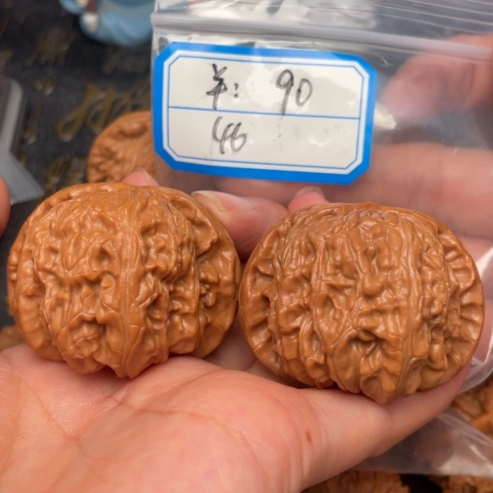 吊坠桃核文玩的好的