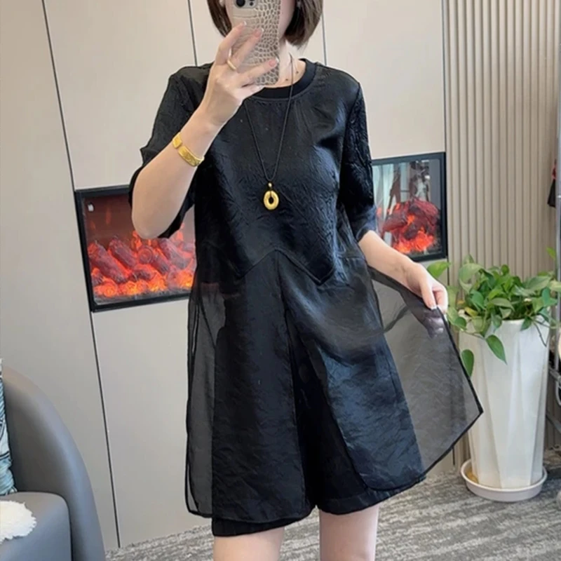 2025上新时尚潮流夏季圆领肩压皱绸缎面拼接网纱料上衣女洋气高腰