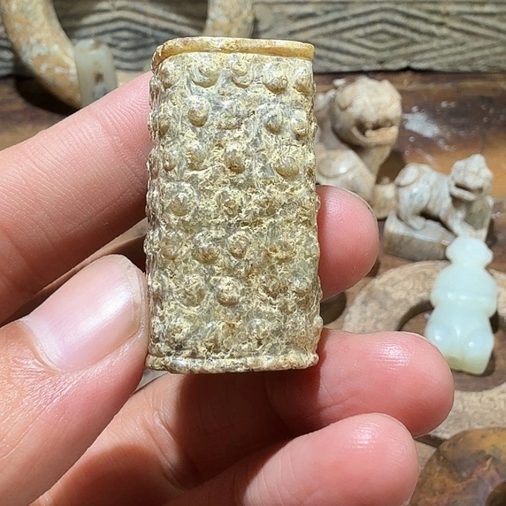 啊***和田玉未镶嵌车挂