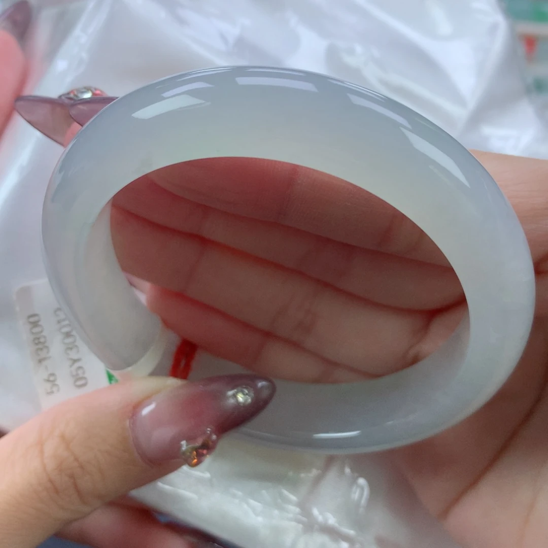 翡翠手镯未镶嵌56+正圈