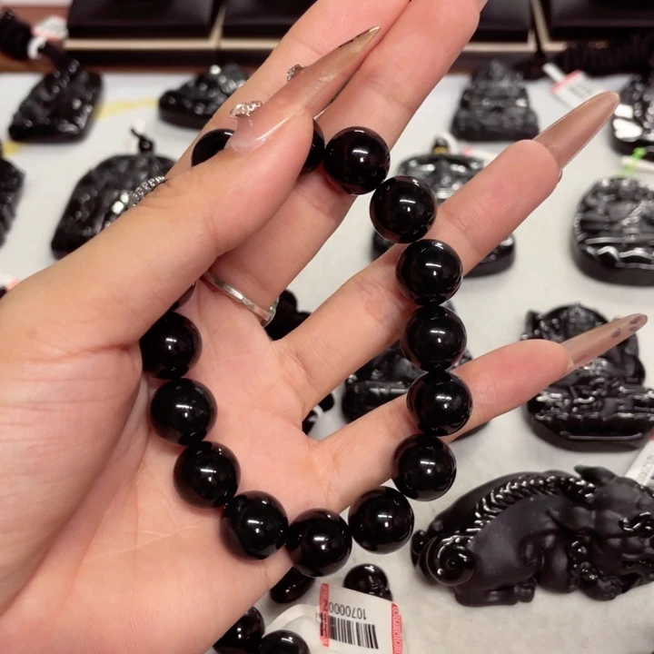 颈饰未镶嵌翡翠K****i