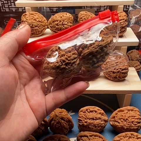 吊坠文玩核桃南疆