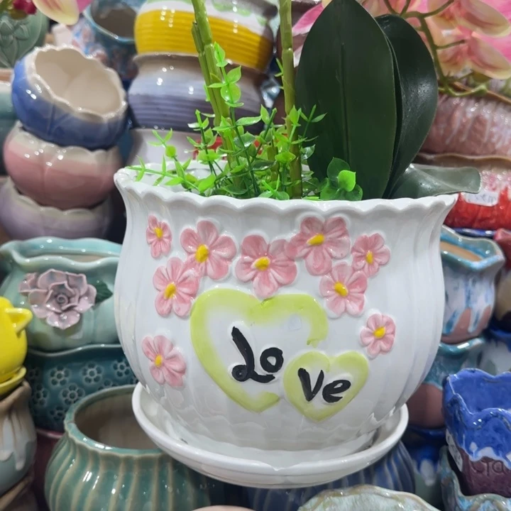 凑9块包邮，有孔，陶瓷花盆