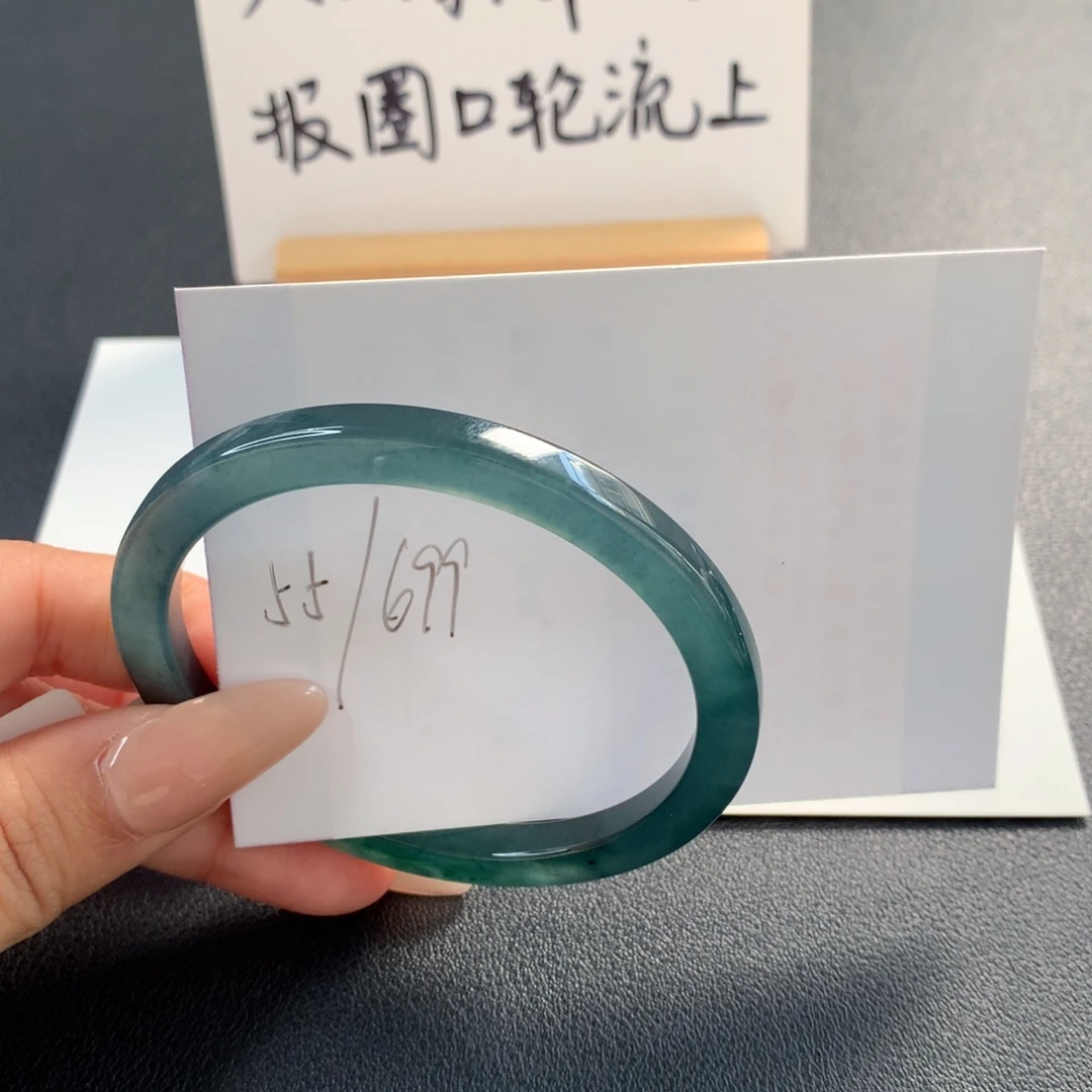 翡翠未镶嵌手镯天然翡翠