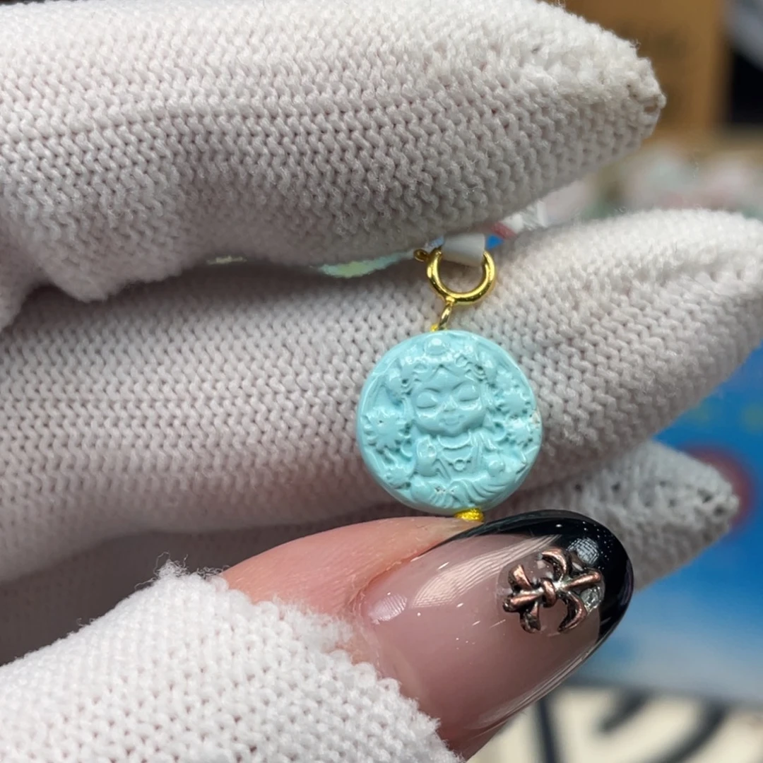 绿松石未镶嵌挂件