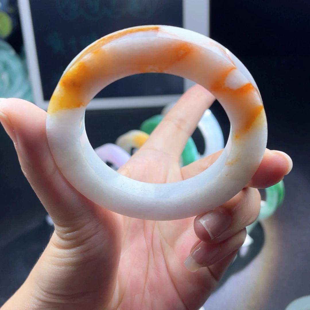 定制翡翠未镶嵌天然翡翠手镯