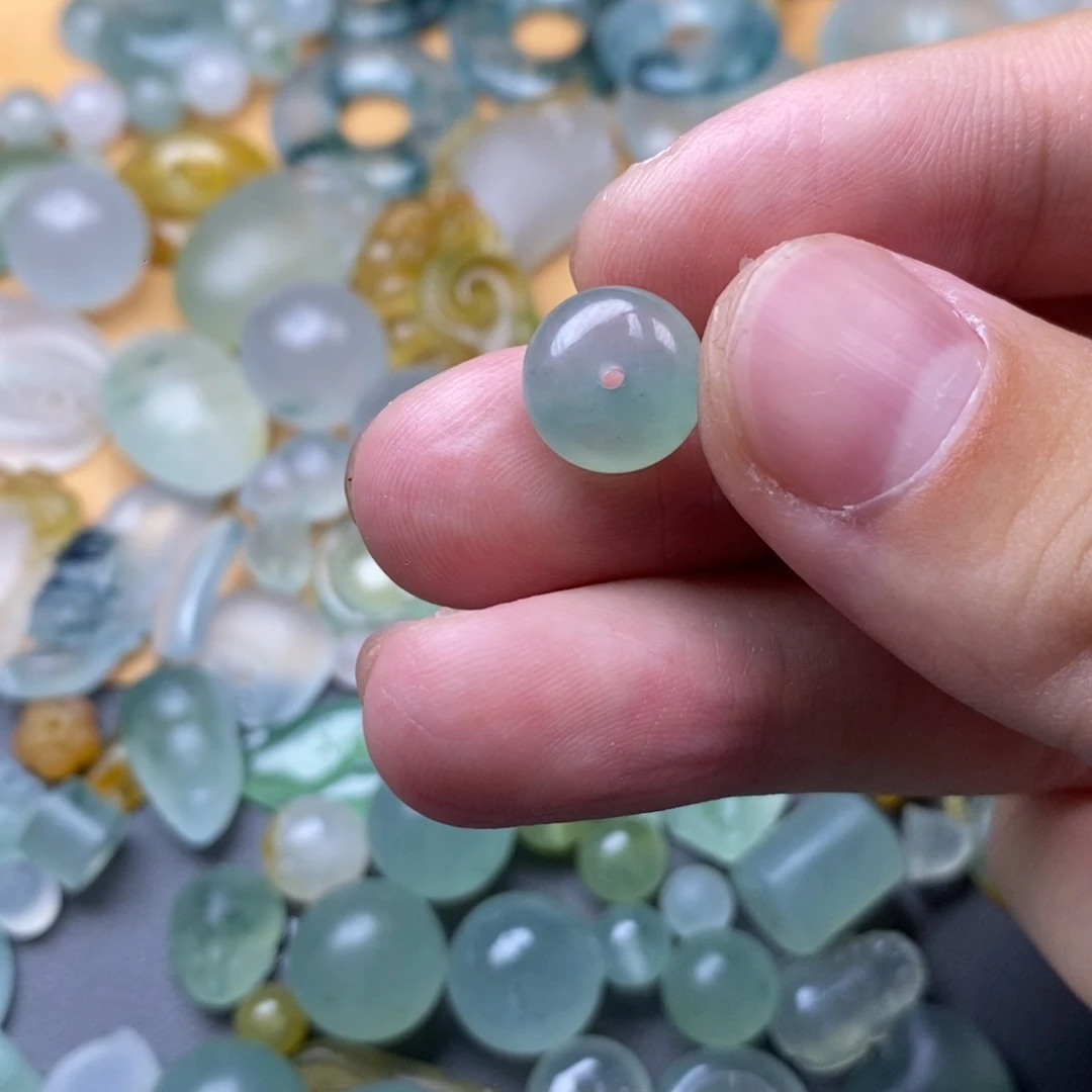 定制翡翠未镶嵌珠子