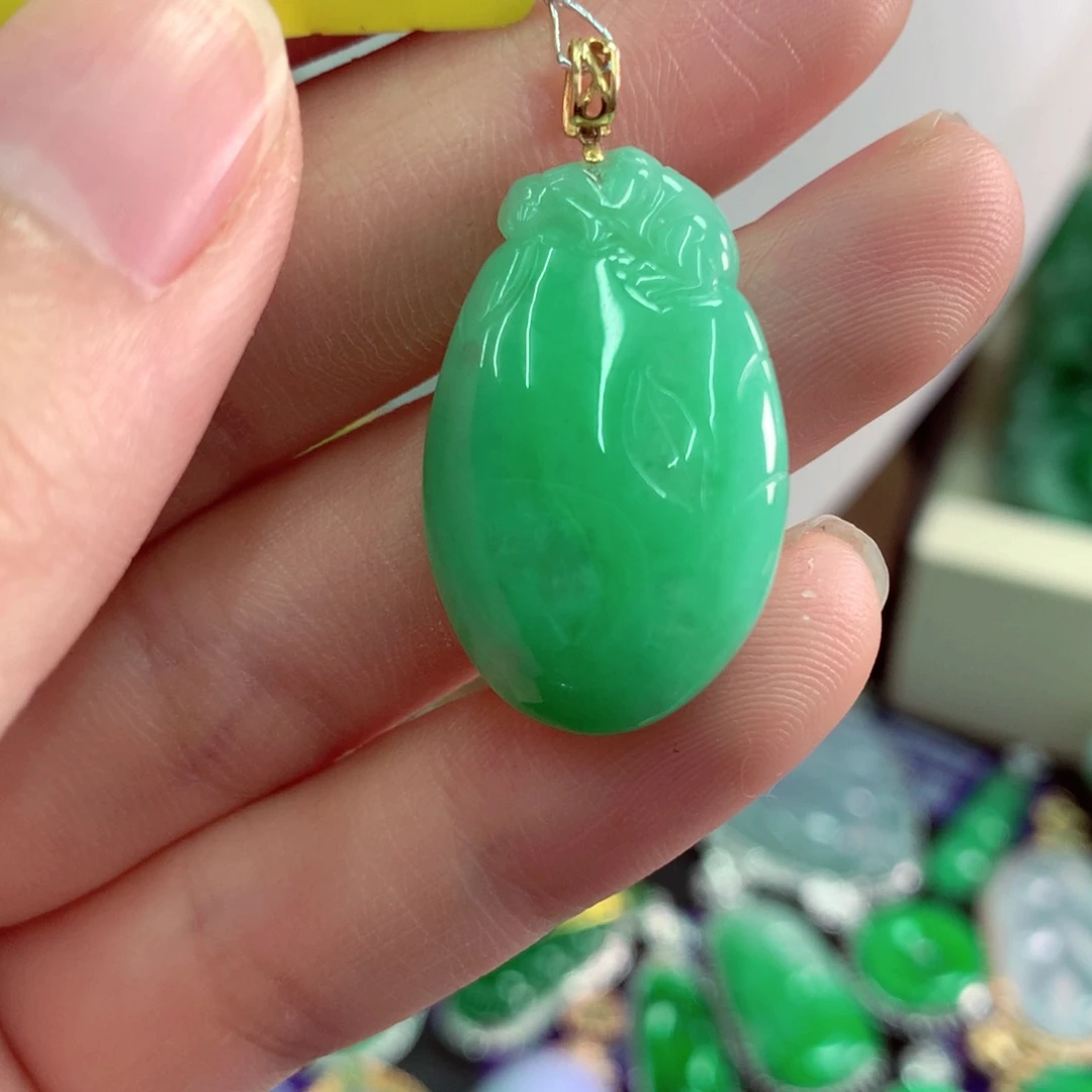 翡翠18K金镶嵌吊坠(不含链)