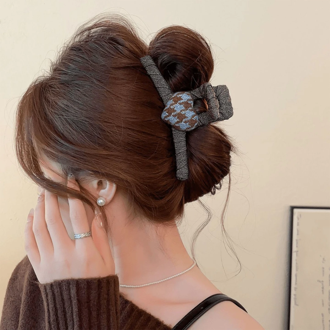 千鸟格爱心头发抓夹女2025新款大号发量大鲨鱼夹后脑勺发夹发饰