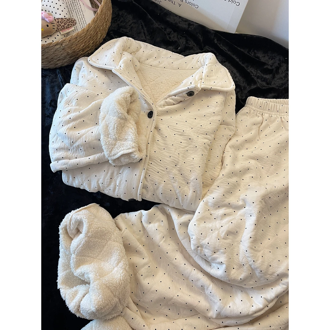 甜美简约慵懒感波点夹棉睡衣女冬季新款加厚保暖家居服套装可外穿