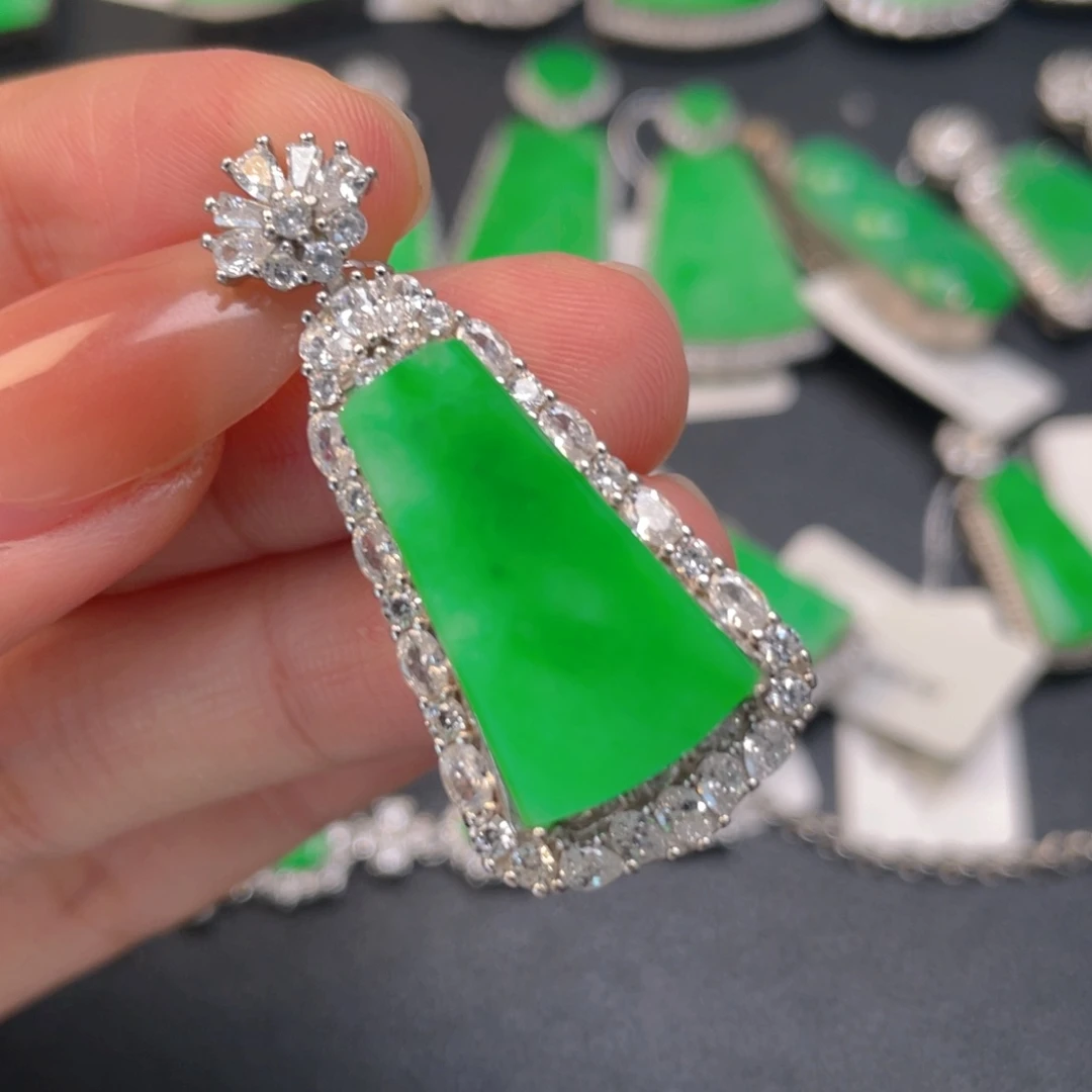 翡翠银S925镶嵌颈饰