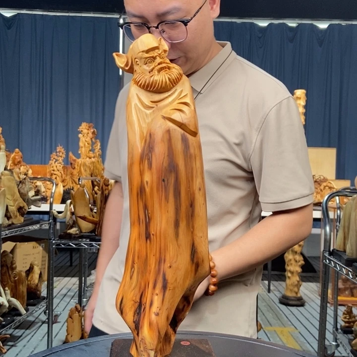 柏木（崖柏）随型摆件