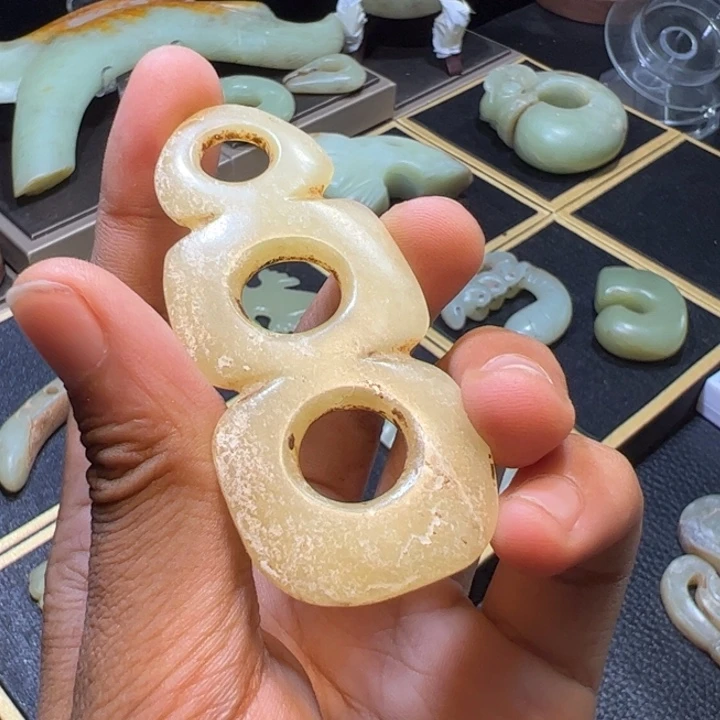 用***1玉玉摆件三连碧器形