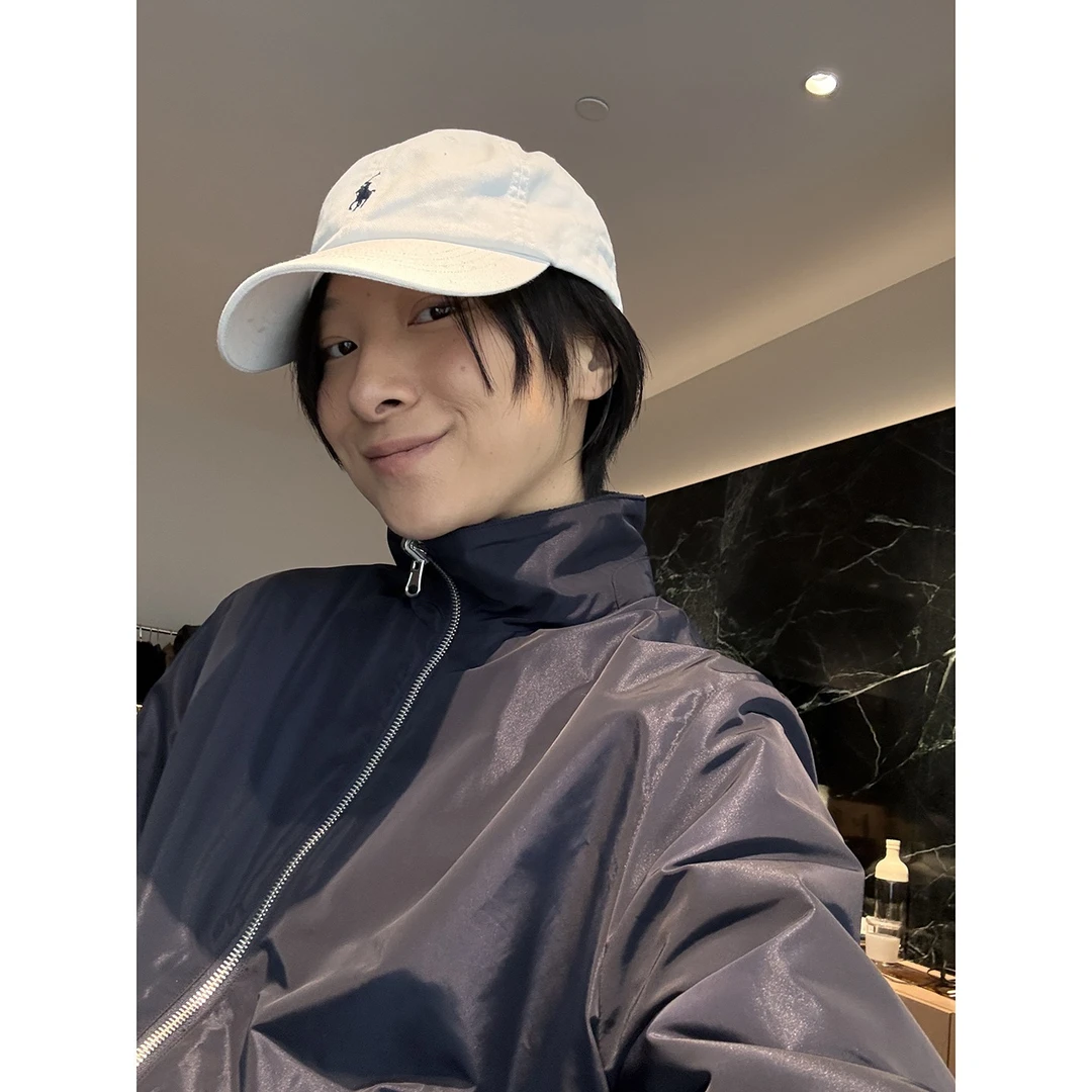 蓝豚豚“塑造经典”ins博主基础款两面穿摇粒绒短款立领夹克外套