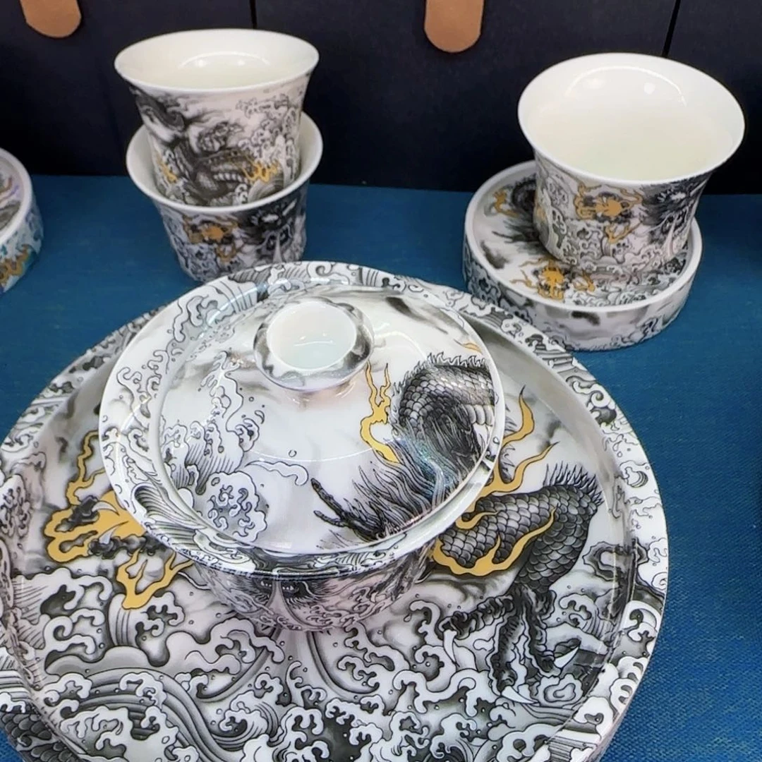 这些盖碗真好看！！！