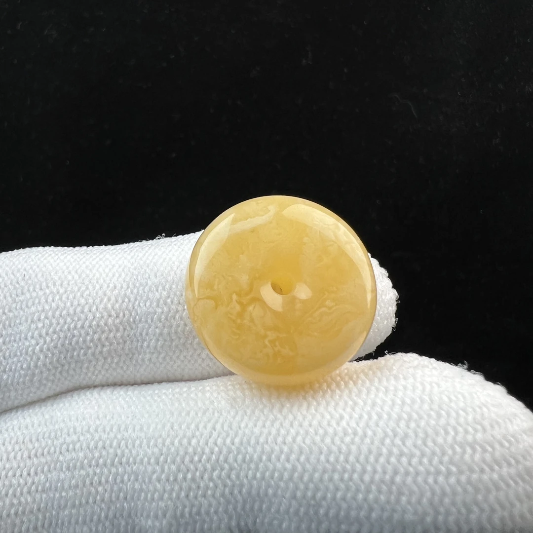 M3249天然原矿蜜蜡 鸡油黄平安扣19.4x8.3mm2.2克抖音基地质检发